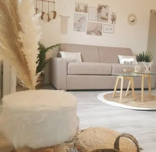 Le Bohemien *studio 30m²*wifi*parking Prive*calme * Lurdy